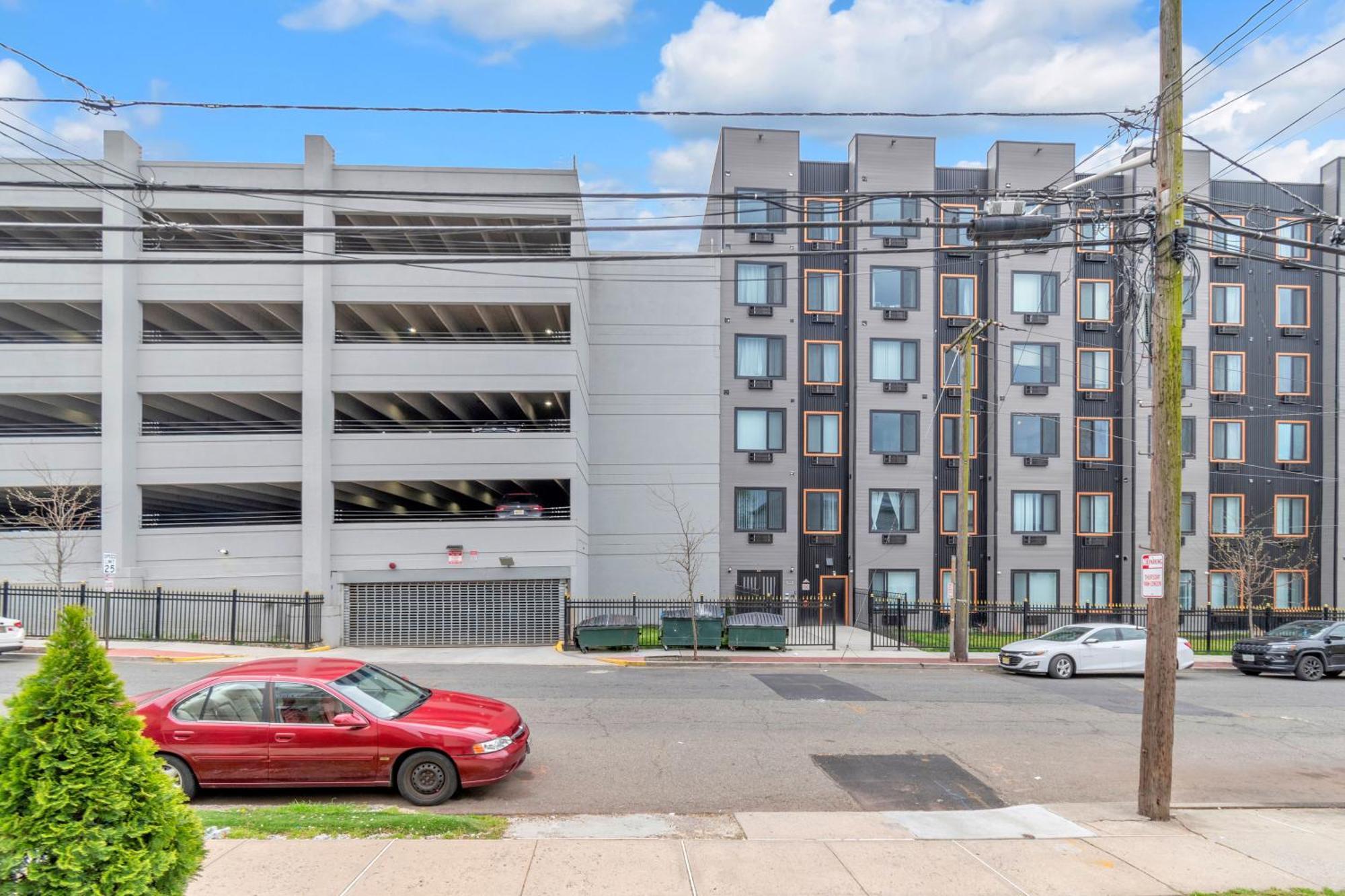 Royal Oasis Indoor Pool, Free Parking, Near Nyc Apartman Elizabeth Kültér fotó